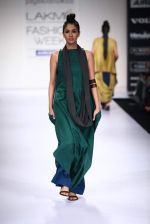 Model walk the ramp for Shift,Payal Khandwala,Roma Narsinghani show at Lakme Fashion Week Day 2 on 4th Aug 2012 (153).JPG